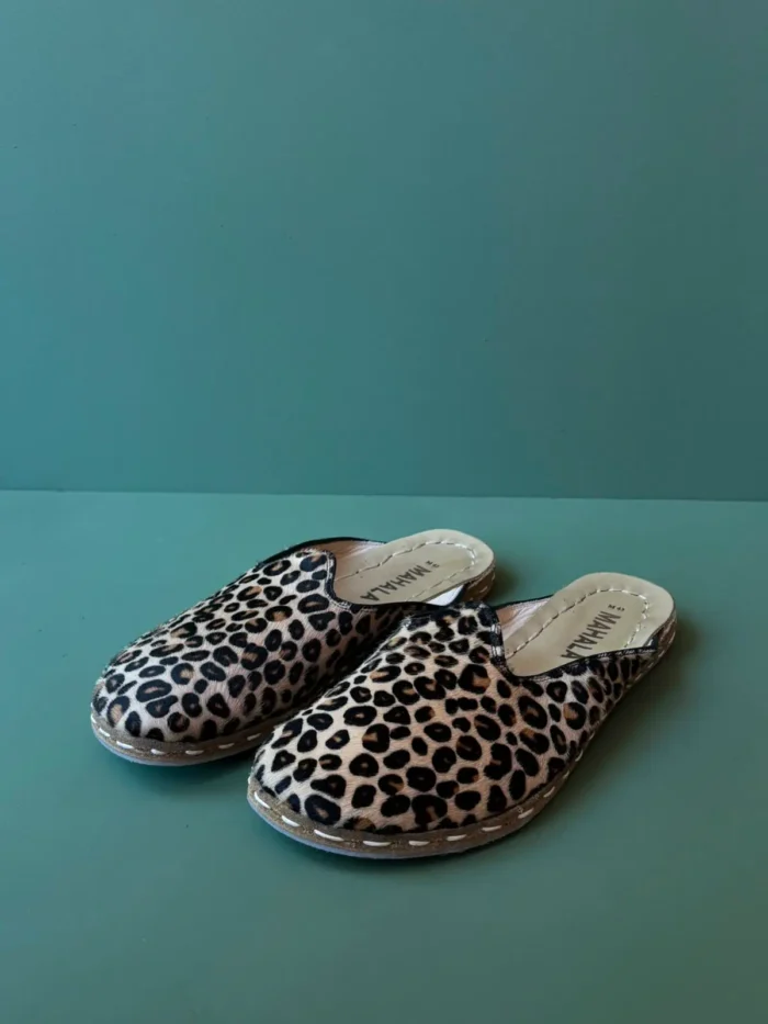 Barefoot Yemeni Slippers | Leopard Print - Image 1