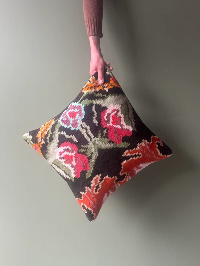 Black Moldovan Kilim Cushion - Image 3