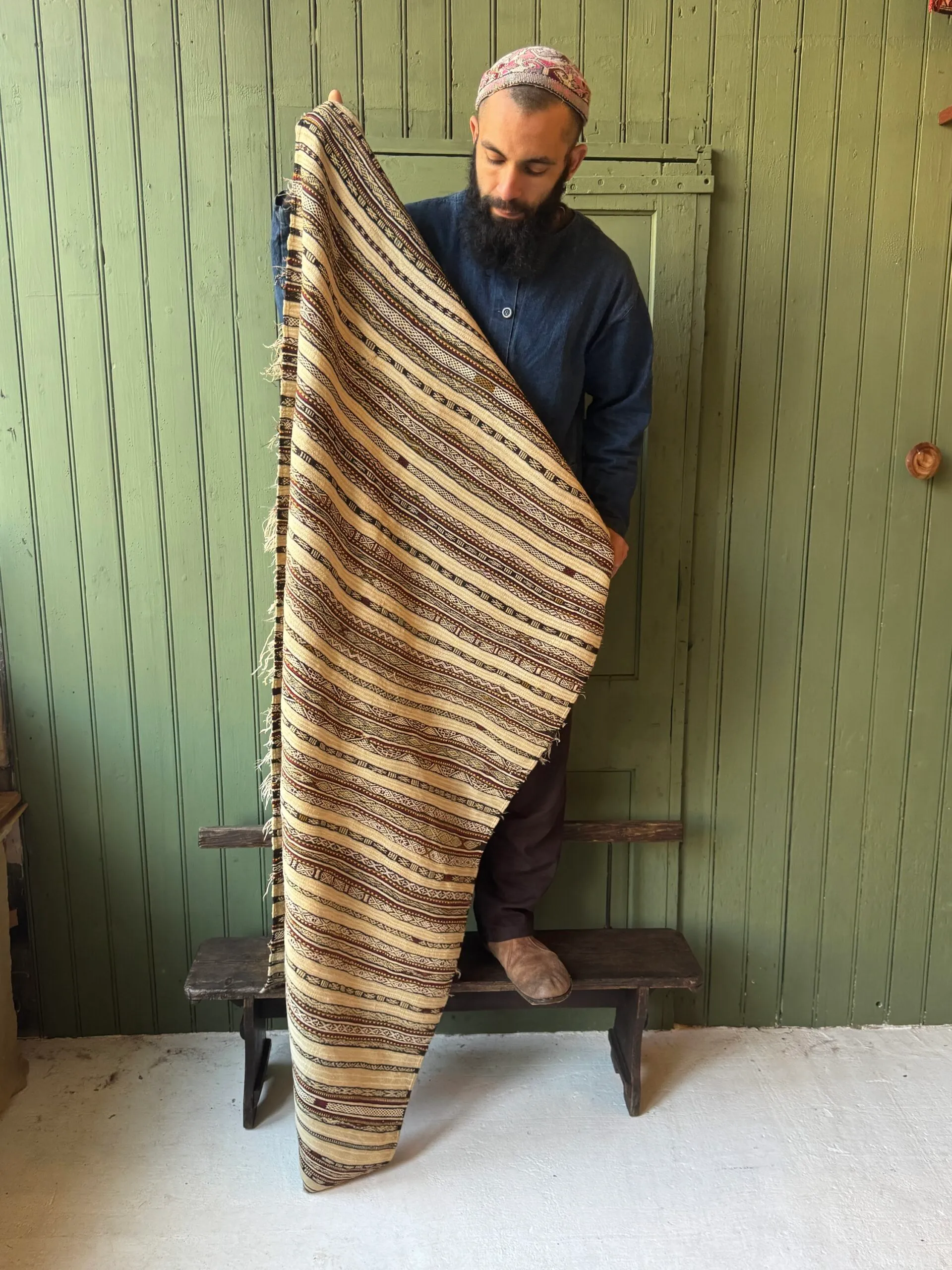 Small Moroccan Kilim Rug - Image 3