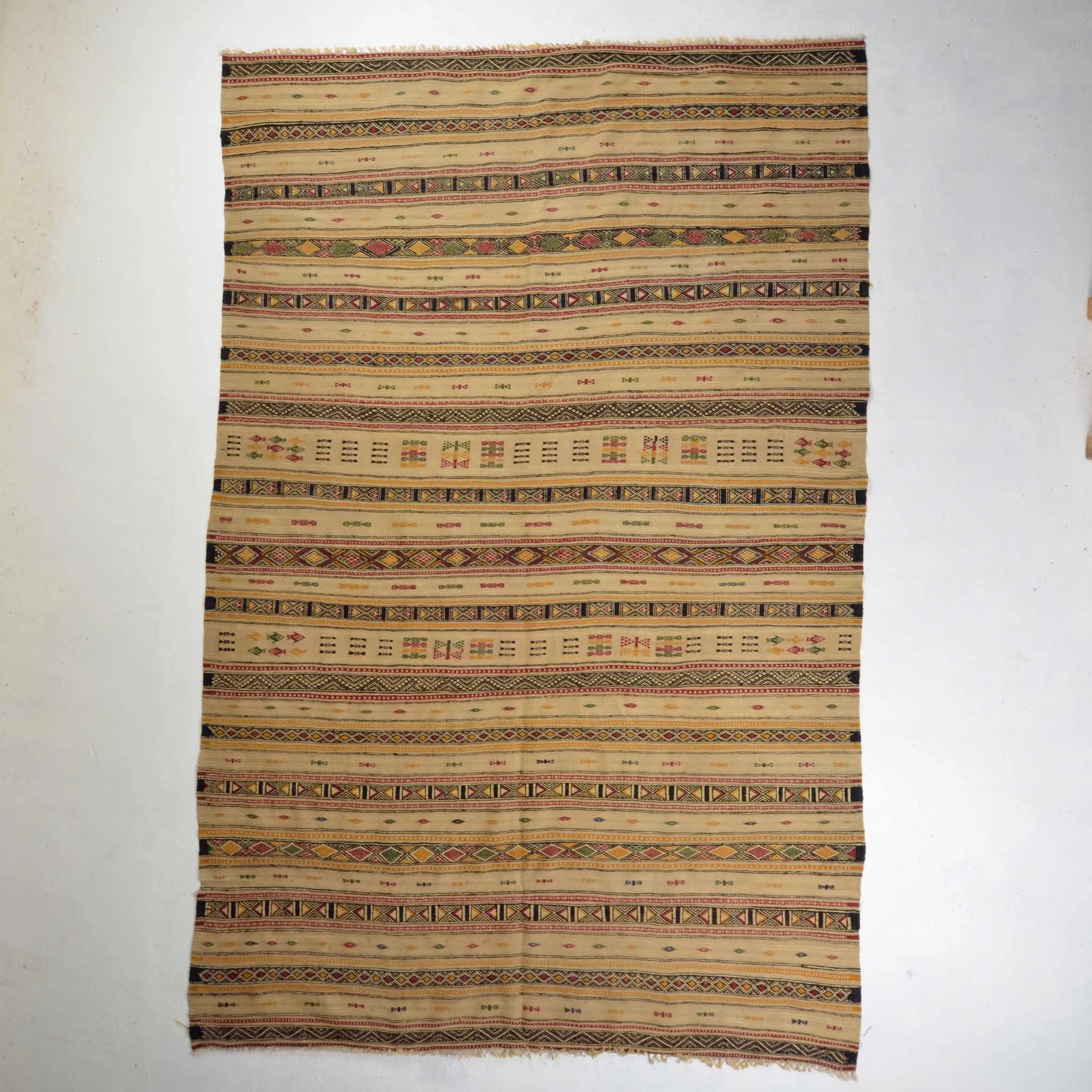 Large Moroccan Kilim Rug - Image 4